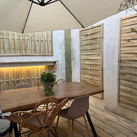 Apartamento Centre-ville Gare Tgv, Arene... A Porter De Pieds Nîmes