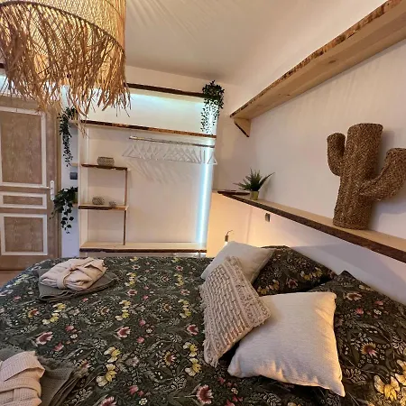 Apartamento Centre-ville Gare Tgv, Arene... A Porter De Pieds Nîmes